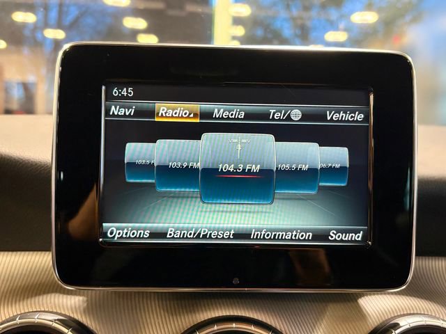 Used 2015 Mercedes-Benz CLA 250 4MATIC image 28