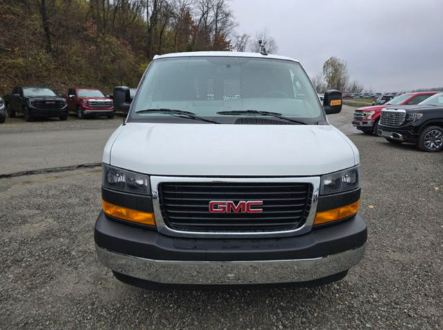 Used 2025 GMC Savana 2500 w/ Driver Convenience Package RWD image 8