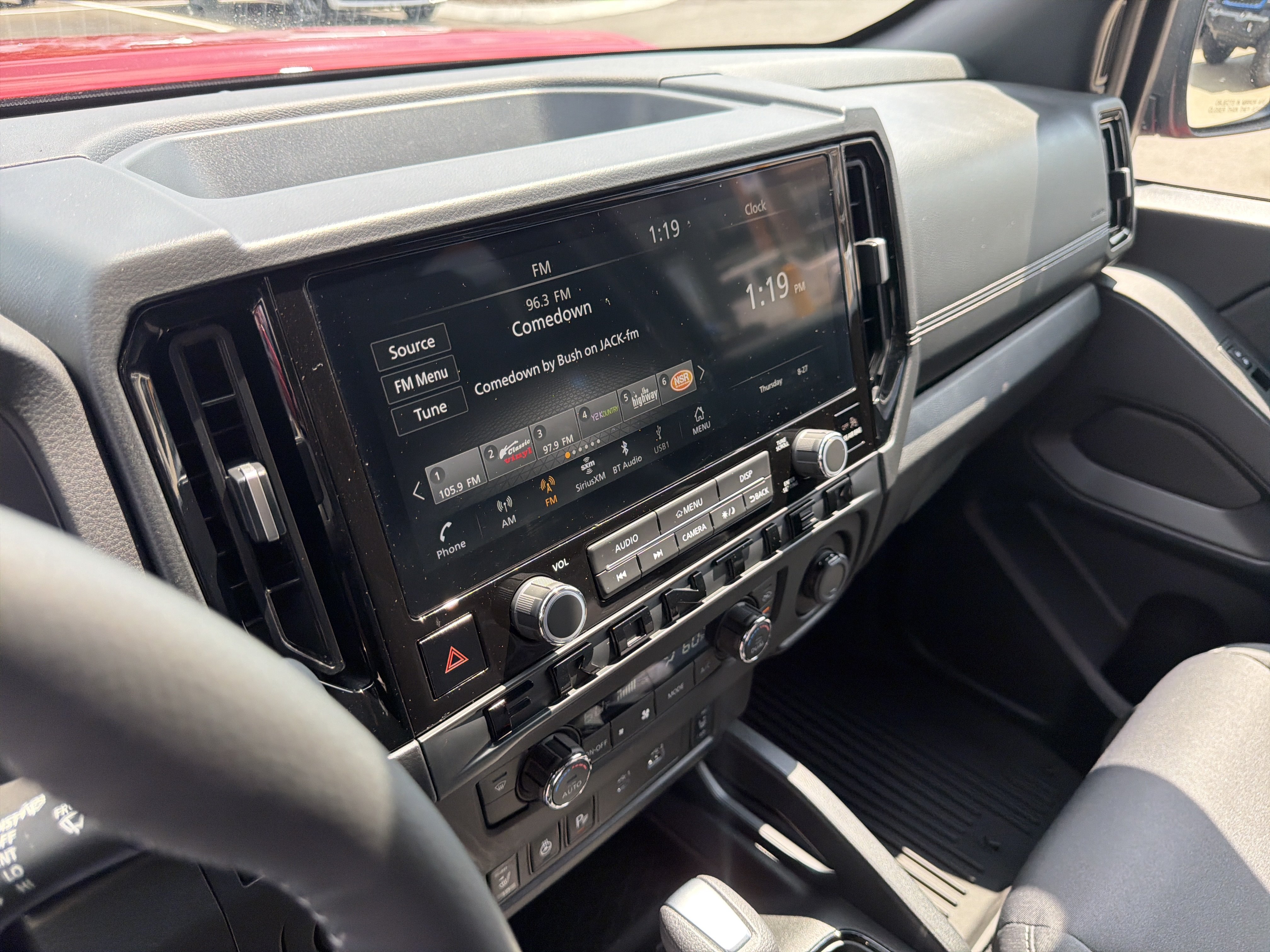Used 2026 Nissan Frontier SV w/ All-Weather Content Package AWD/4WD image 28