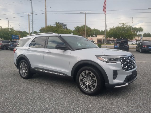 New 2026 Ford Explorer Platinum RWD image 2