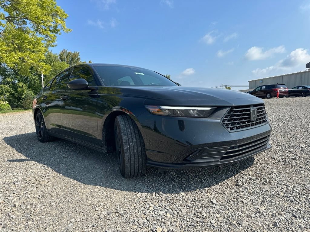Used 2025 Honda Accord Sport image 13