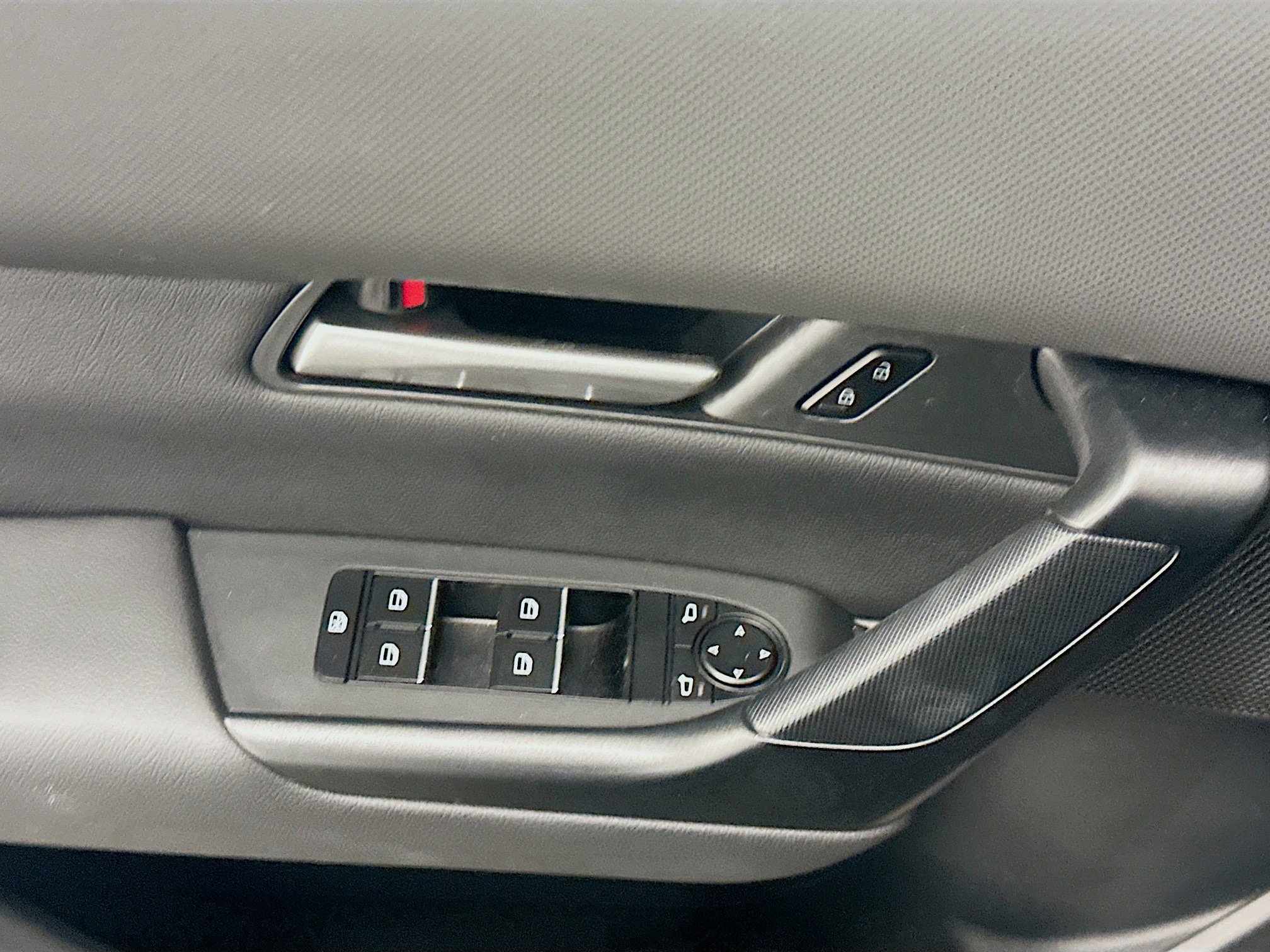 Used 2025 MAZDA CX-50 2.5 Hybrid w/ Preferred Pkg image 15