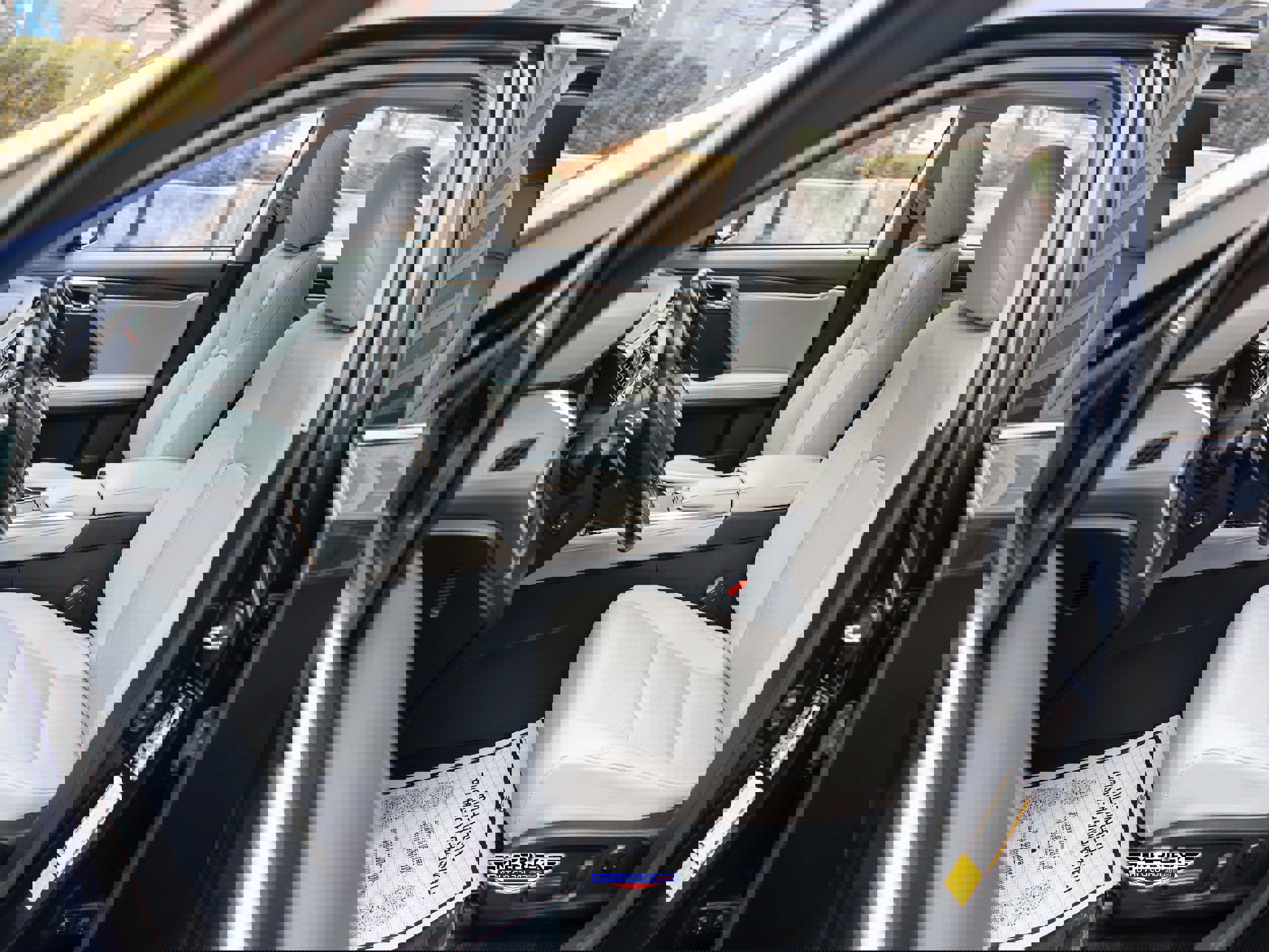 Used 2021 Lexus RX 350L 350L Luxury w/ Premium Package image 16