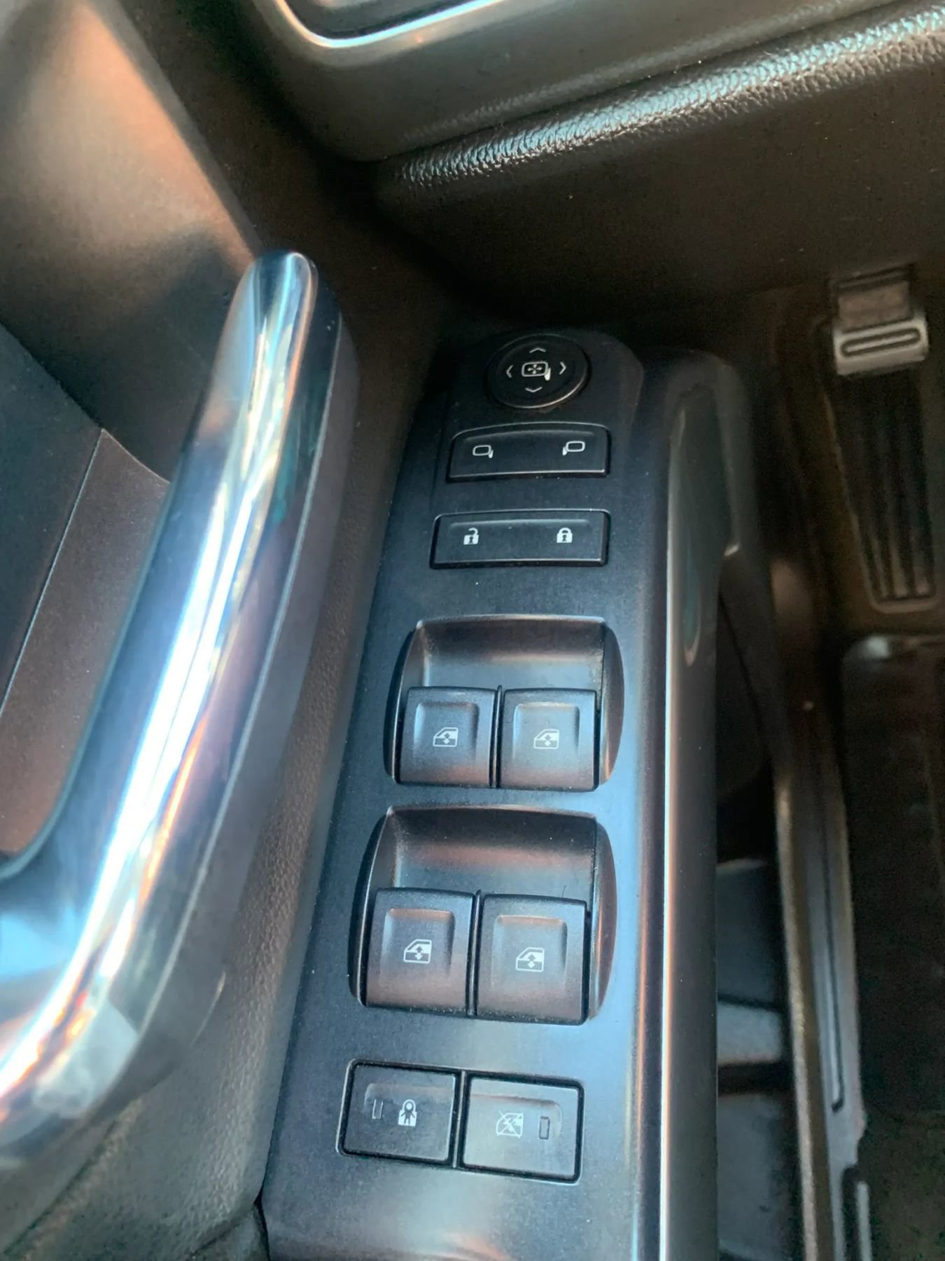 Used 2017 Chevrolet Silverado 1500 LT w/ Texas Edition image 25