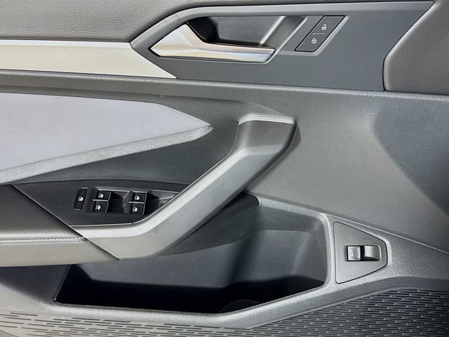 New 2026 Volkswagen Jetta SE FWD image 14