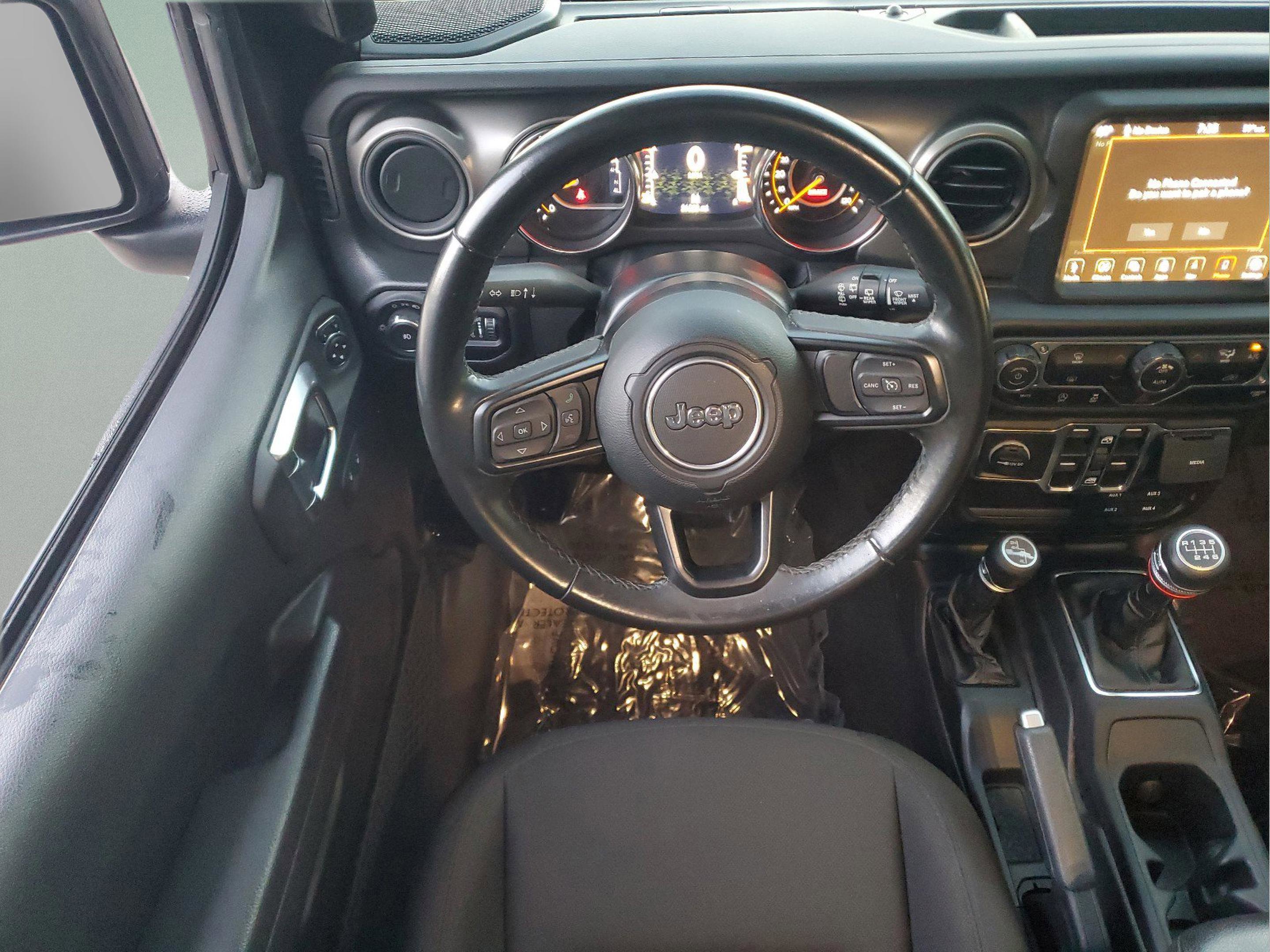 Used 2022 Jeep Wrangler Unlimited Sport w/ Sun And Sound Package image 10