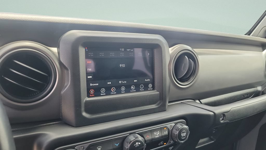 Used 2022 Jeep Gladiator Sport AWD/4WD image 18