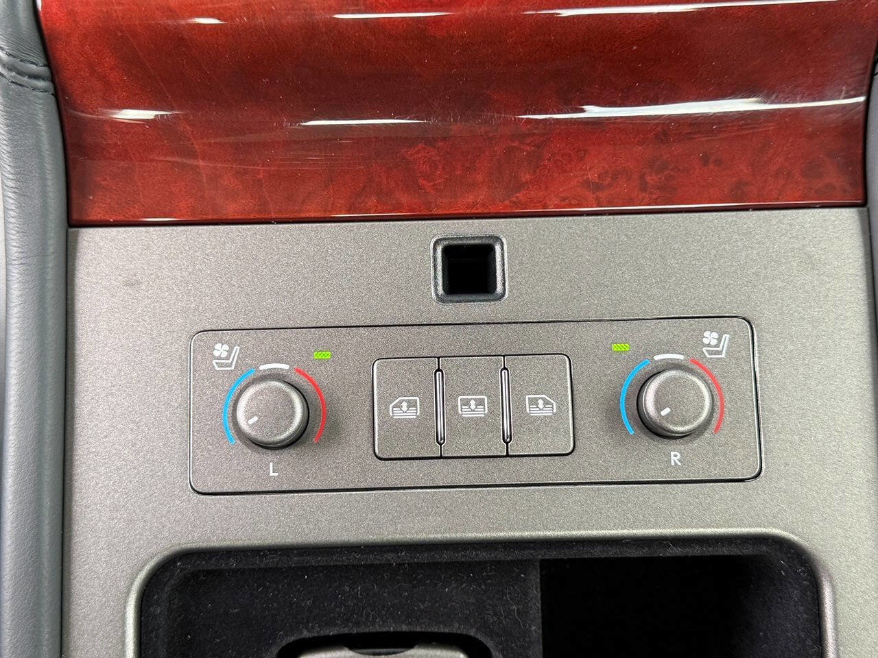 Used 2008 Lexus LS 600h L image 79