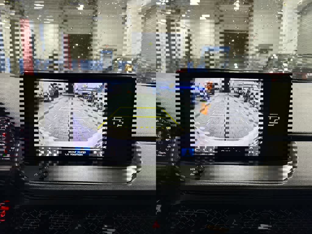 Used 2023 Honda Accord Sport image 25