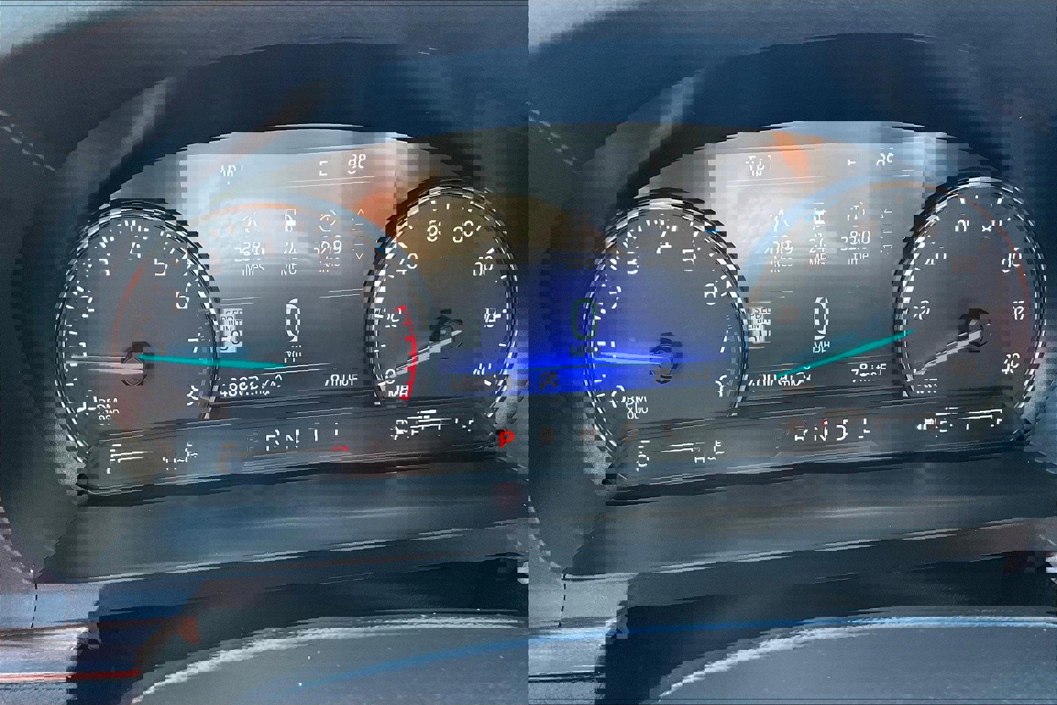 Used 2022 Ford Explorer Limited image 25