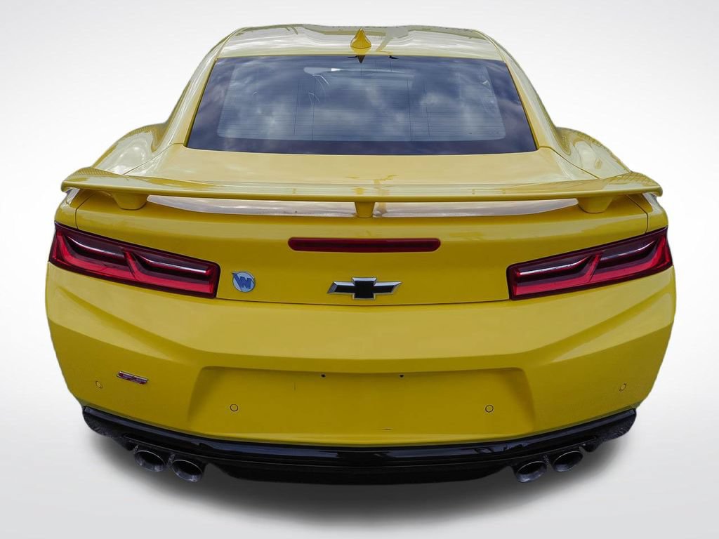 Used 2016 Chevrolet Camaro SS RWD image 6
