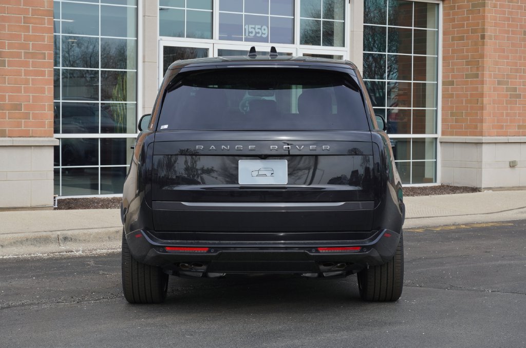 New 2026 Land Rover Range Rover Long Wheelbase SE AWD/4WD image 5