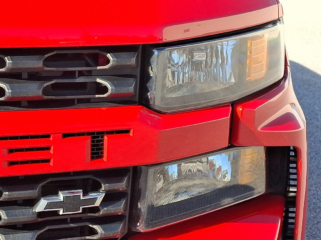 Used 2020 Chevrolet Silverado 1500 Custom w/ Custom Value Package AWD/4WD image 12