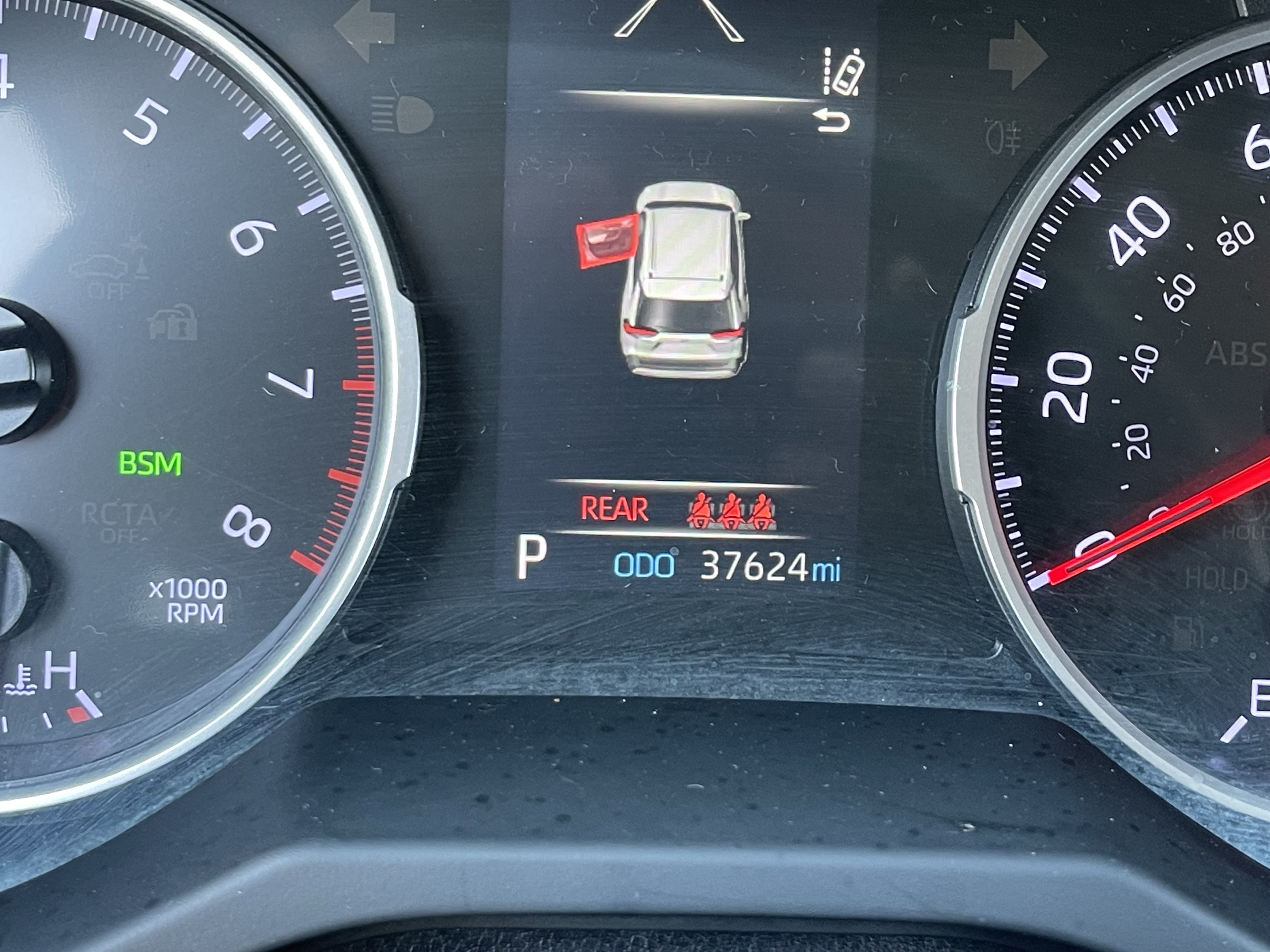 Used 2019 Toyota RAV4 LE w/ All Weather Liner Package FWD image 32