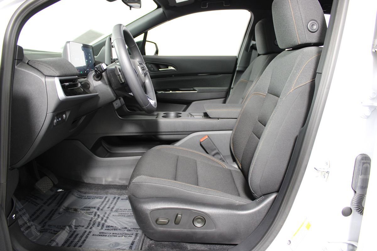 Used 2024 Honda Prologue EX image 8