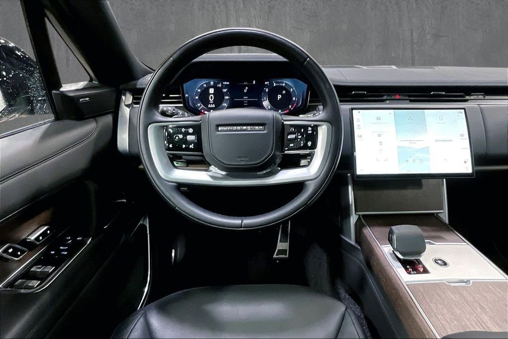 Used 2024 Land Rover Range Rover SE image 8