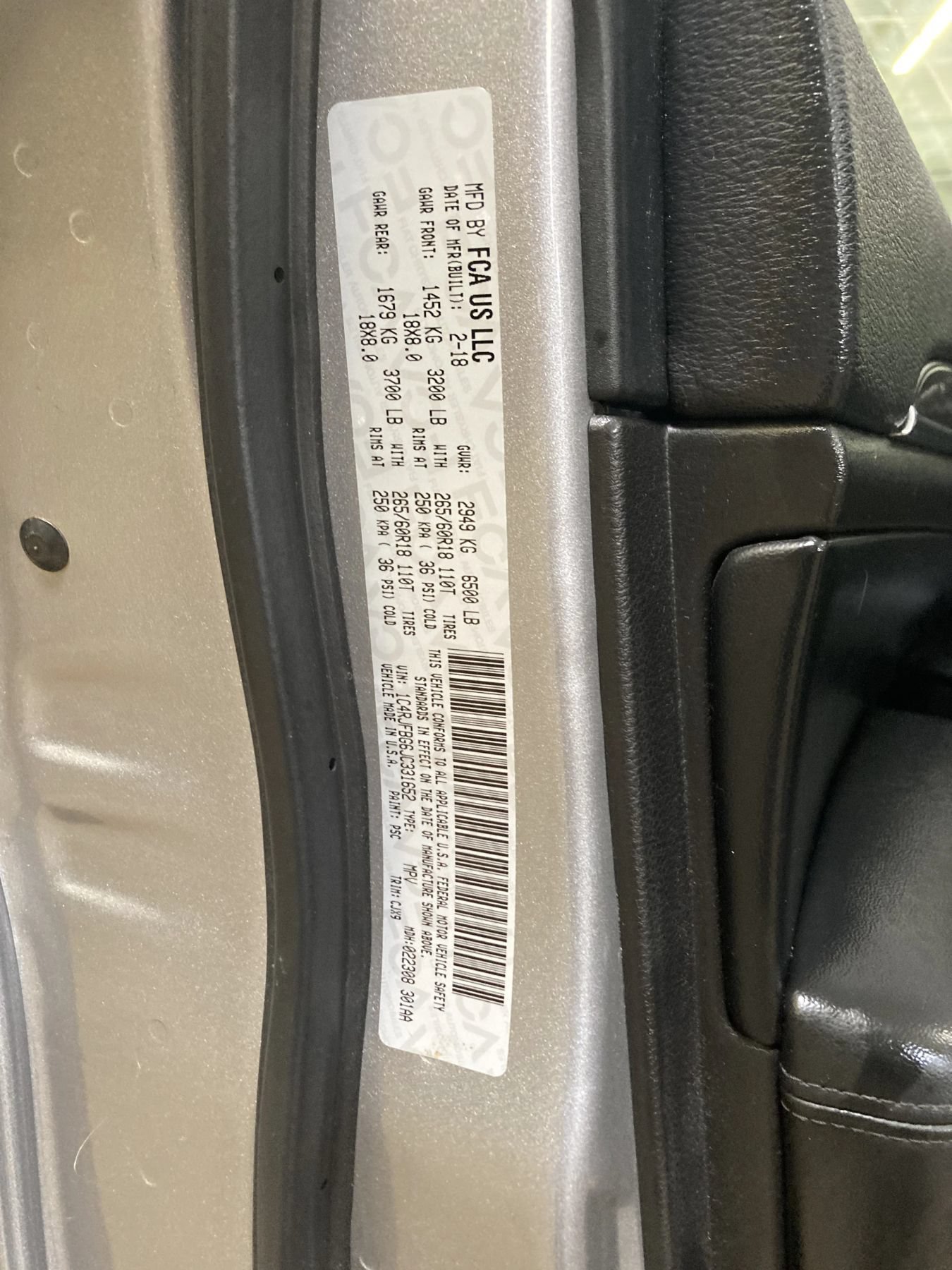 Used 2018 Jeep Grand Cherokee Limited AWD/4WD image 26