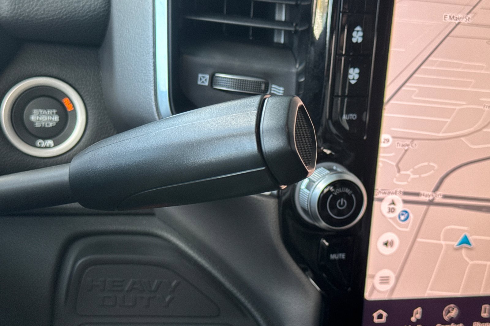 New 2026 RAM 2500 Laramie AWD/4WD image 20