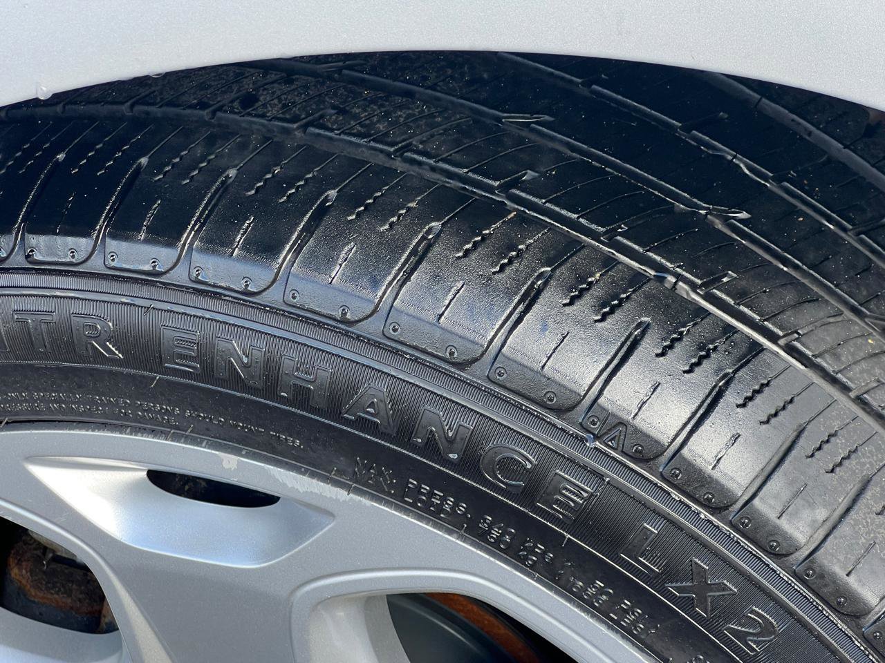 Used 2010 Ford Fusion SE FWD image 41