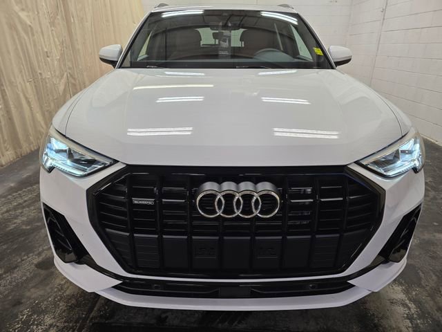 New 2025 Audi Q3 2.0T Premium image 2