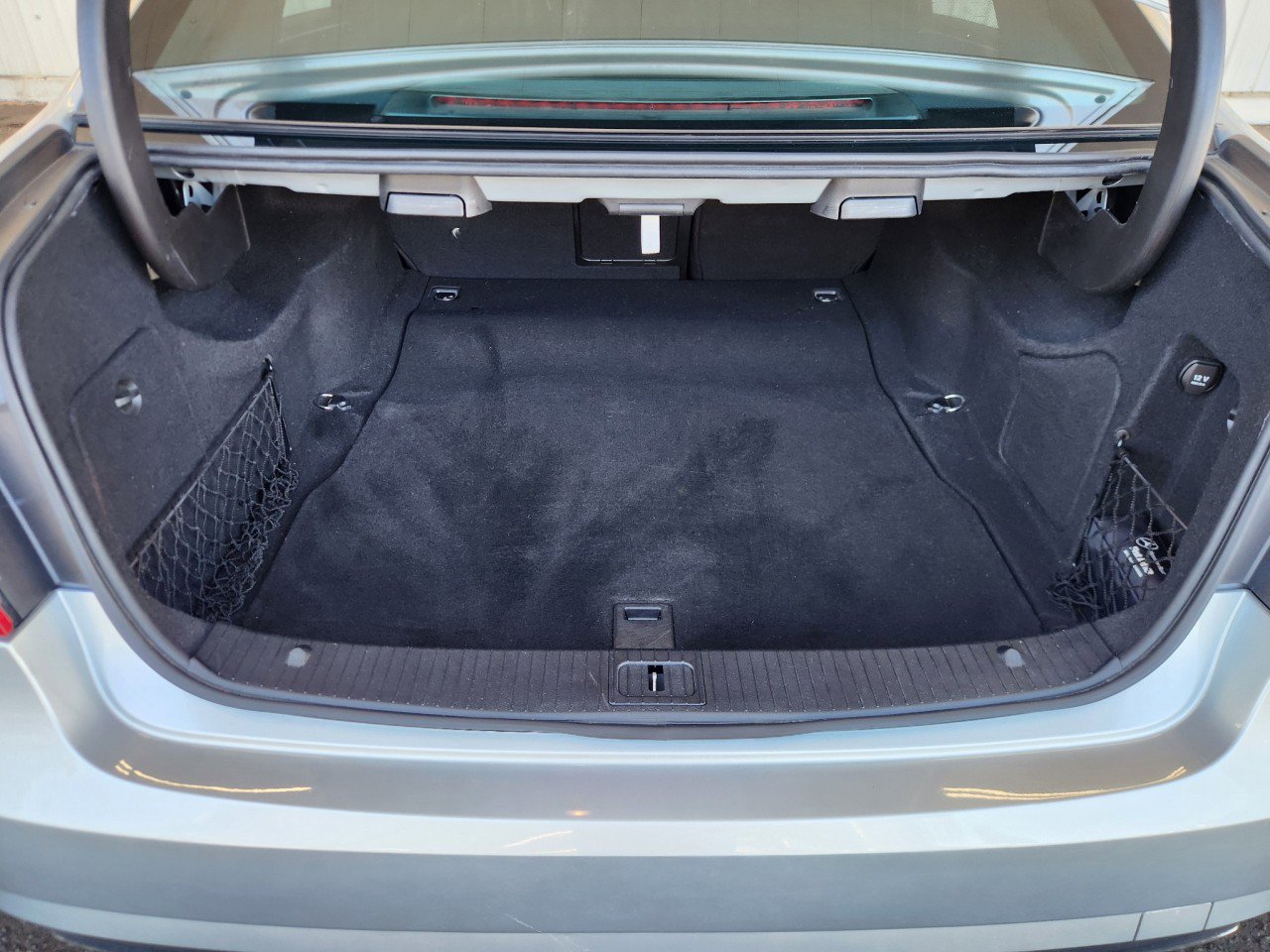 Used 2011 Mercedes-Benz E 350 Sedan image 12