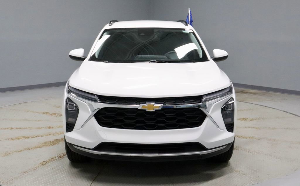 Used 2024 Chevrolet Trax LT image 6