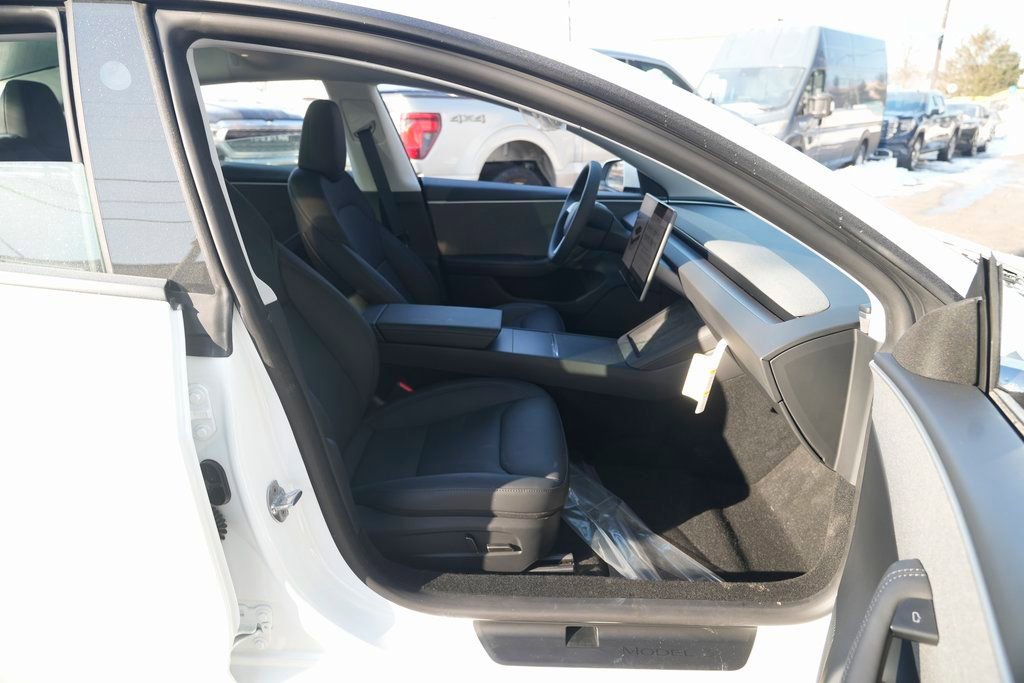 Used 2026 Tesla Model 3 Long Range image 29