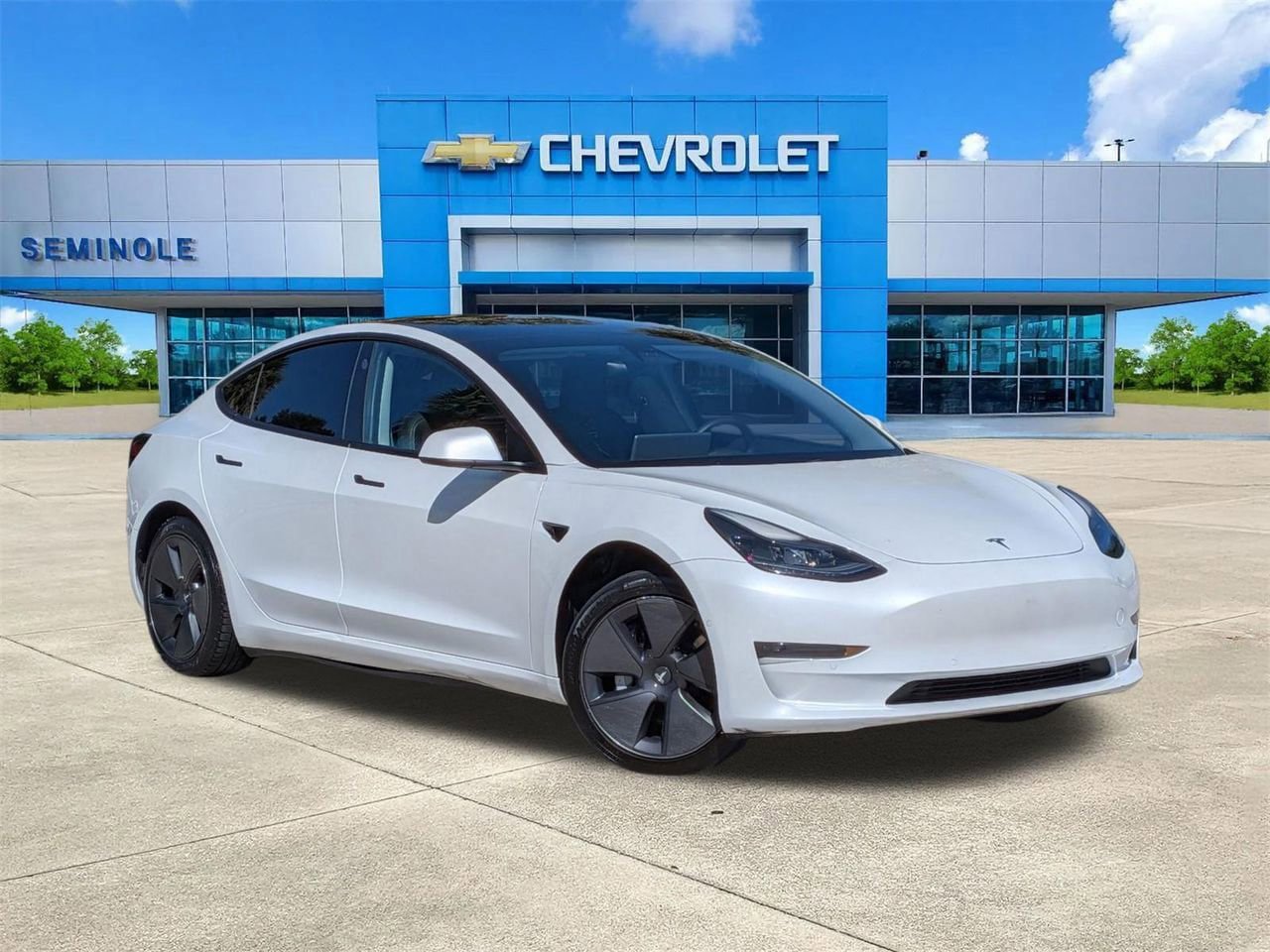 Used 2021 Tesla Model 3 Standard Range Plus RWD image 1