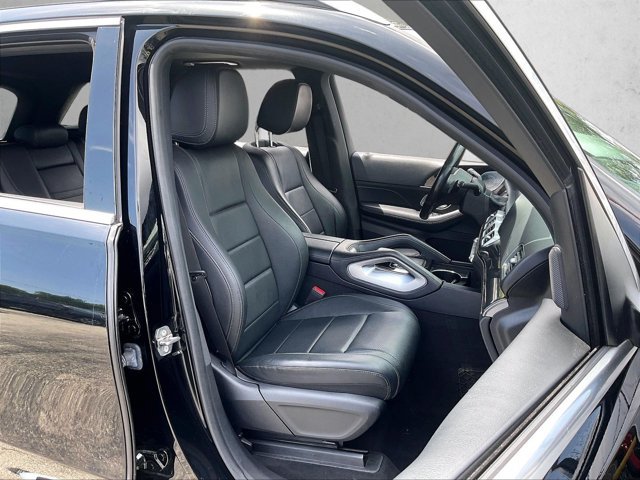 Used 2020 Mercedes-Benz GLE 350 4MATIC w/ Premium Package image 9
