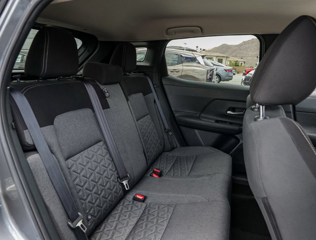 Used 2025 Nissan Kicks SV FWD image 20