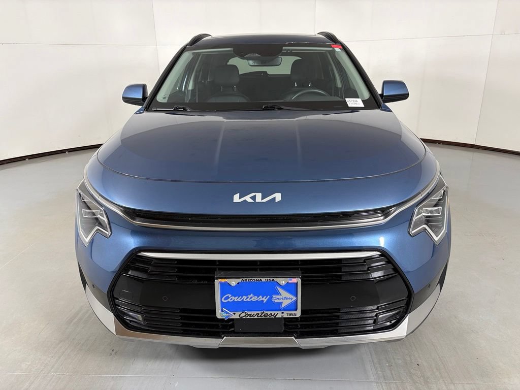 Used 2024 Kia Niro SX Touring FWD image 3