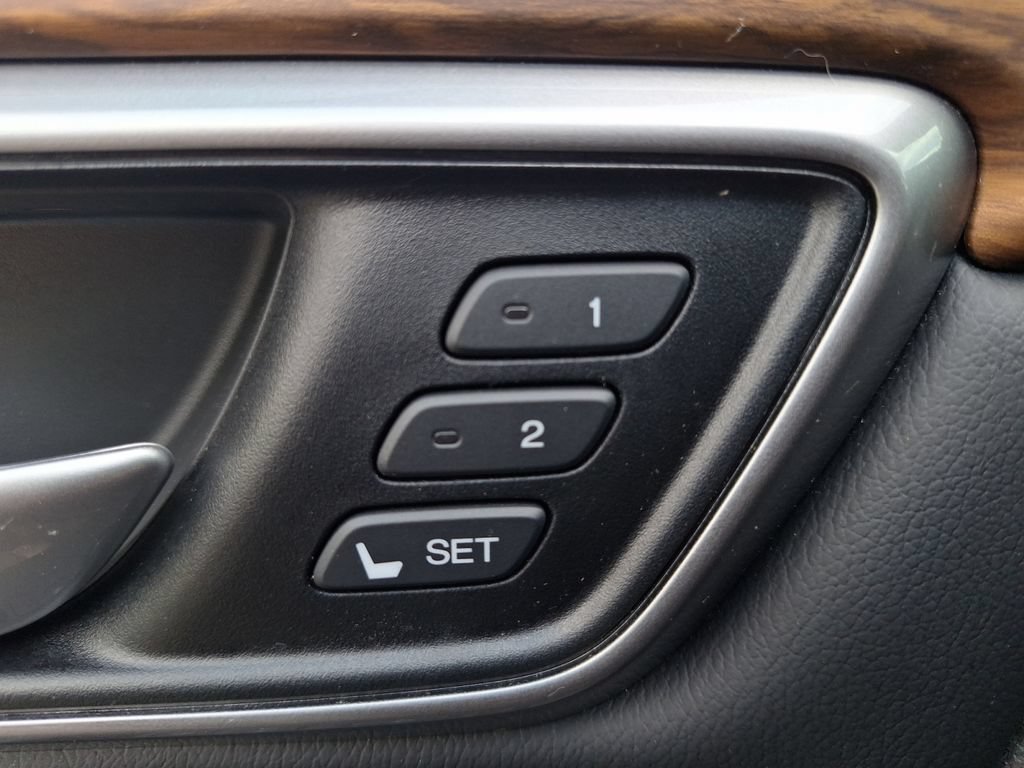Used 2018 Honda CR-V Touring image 20