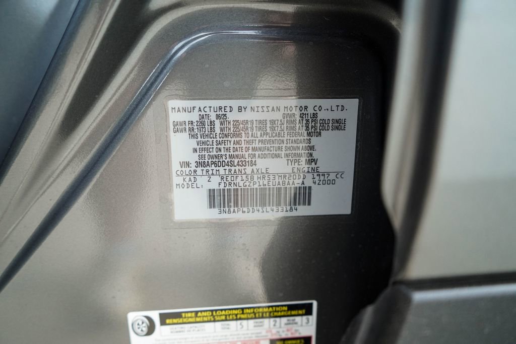 Used 2025 Nissan Kicks SR w/ SR Premium Package image 41
