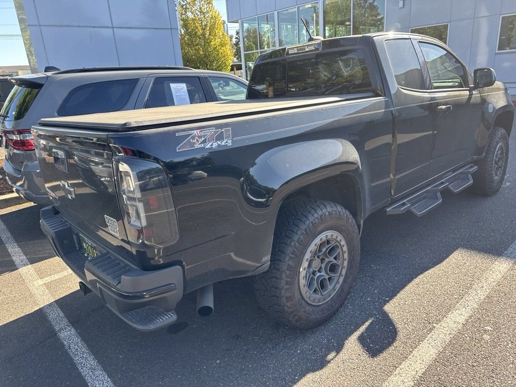Used 2017 Chevrolet Colorado Z71 w/ Z71 Midnight Edition AWD/4WD image 3