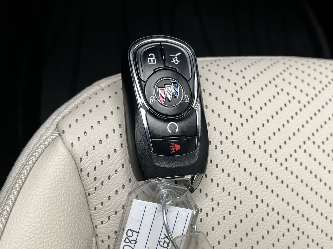 Used 2023 Buick Encore GX Essence w/ Experience Buick Package AWD/4WD image 32