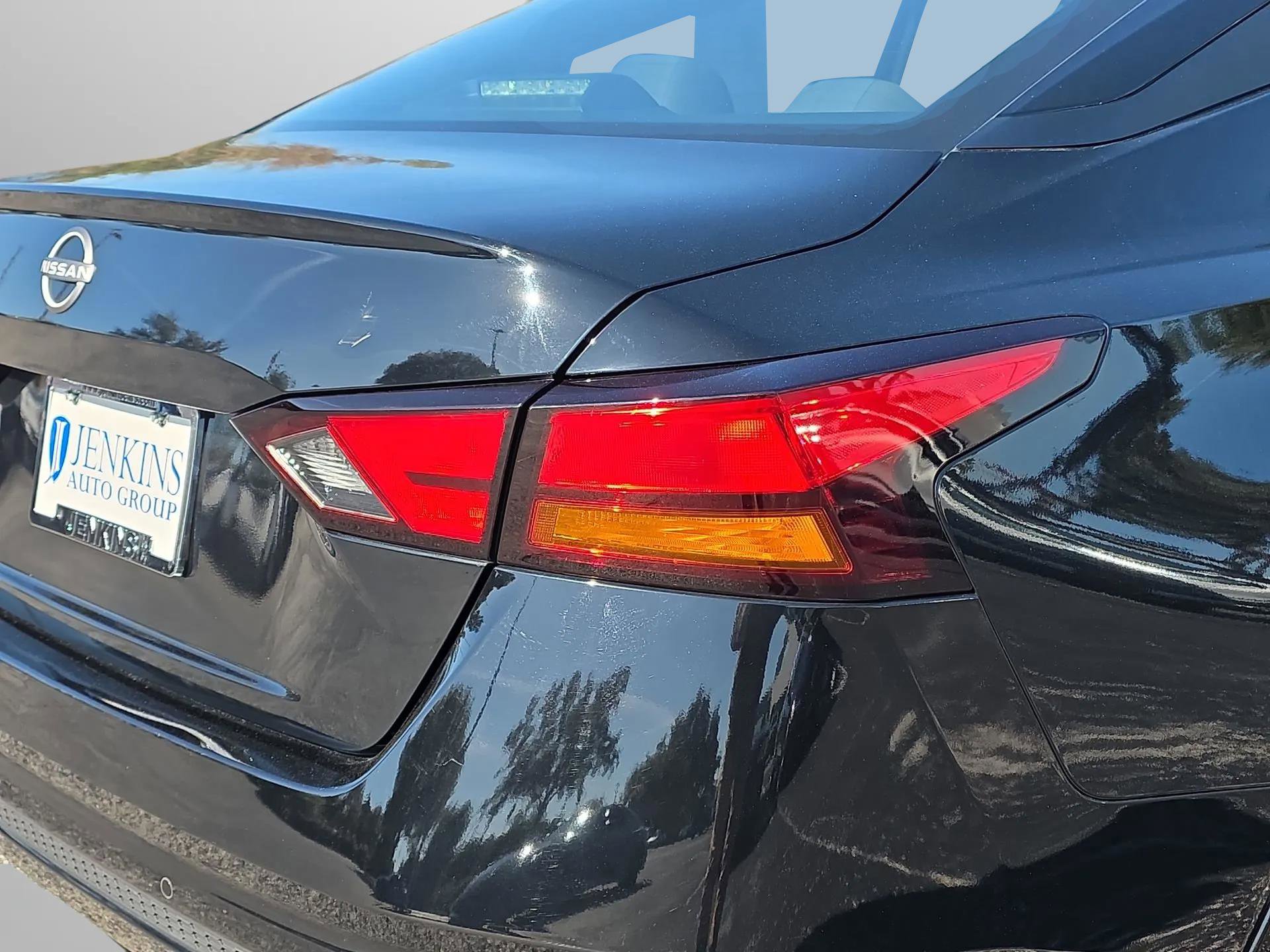 Used 2023 Nissan Altima 2.5 S image 6