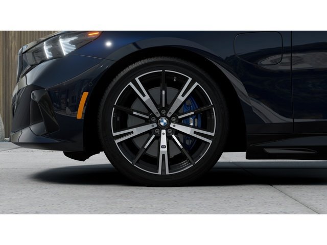 New 2027 BMW 550e xDrive w/ Executive Package AWD/4WD image 7