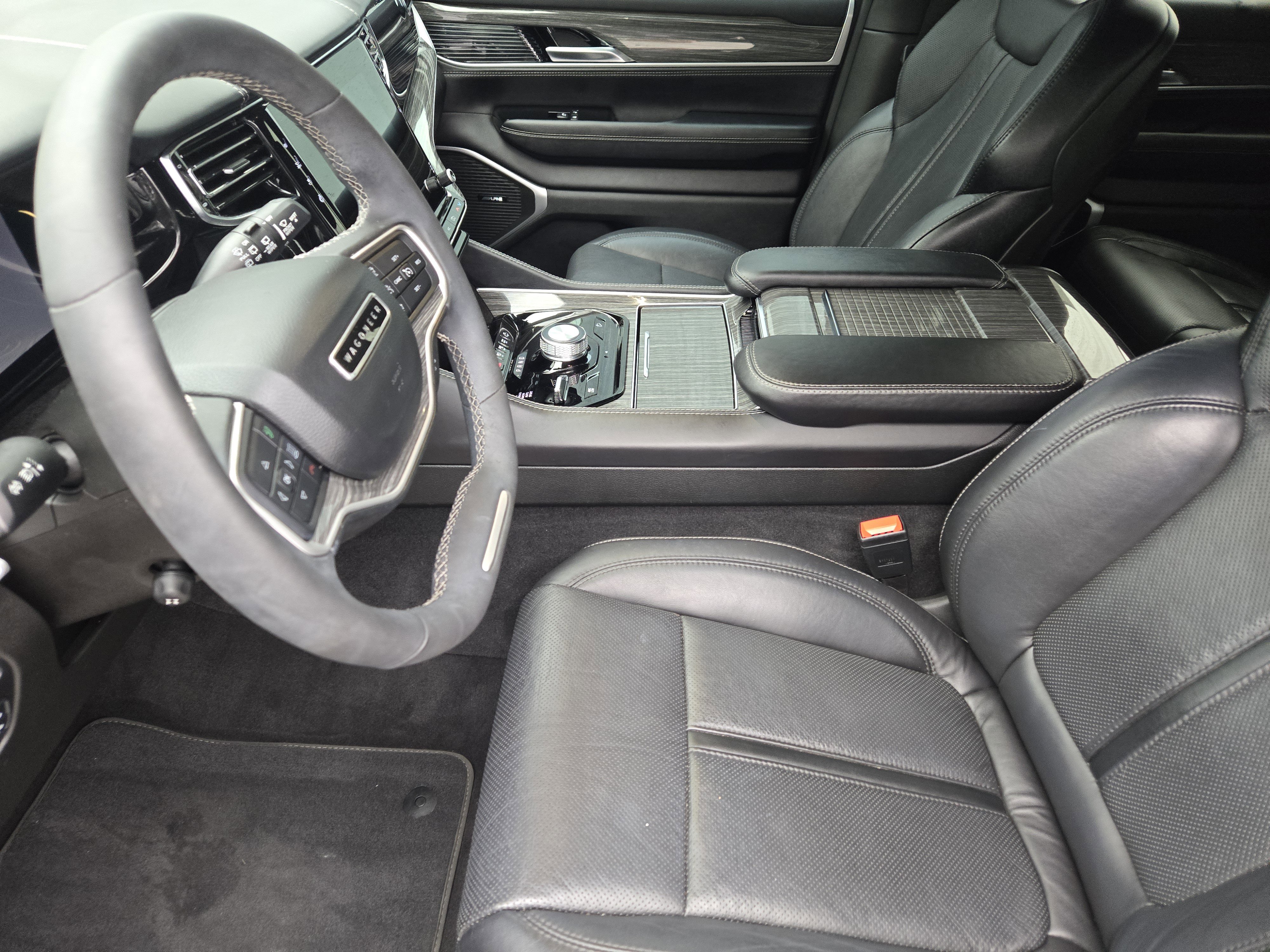 Used 2022 Jeep Wagoneer Series III w/ Convenience Group I image 16