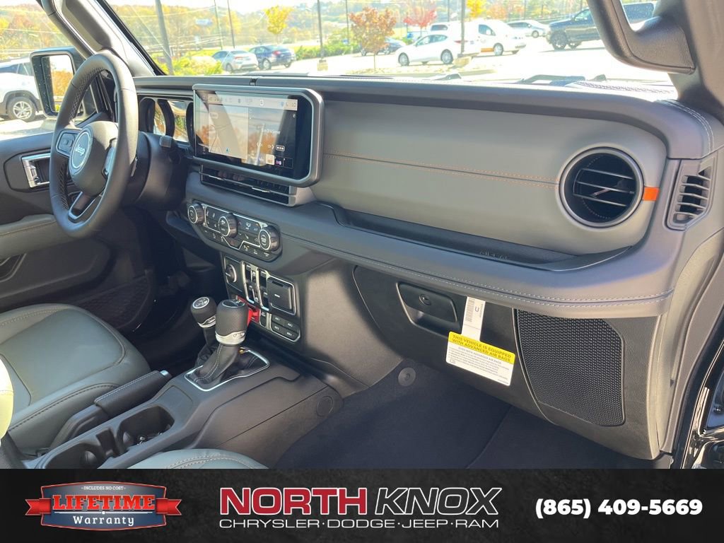 New 2025 Jeep Gladiator Mojave image 29