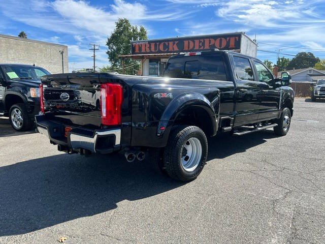 Used 2024 Ford F350 XL AWD/4WD image 7