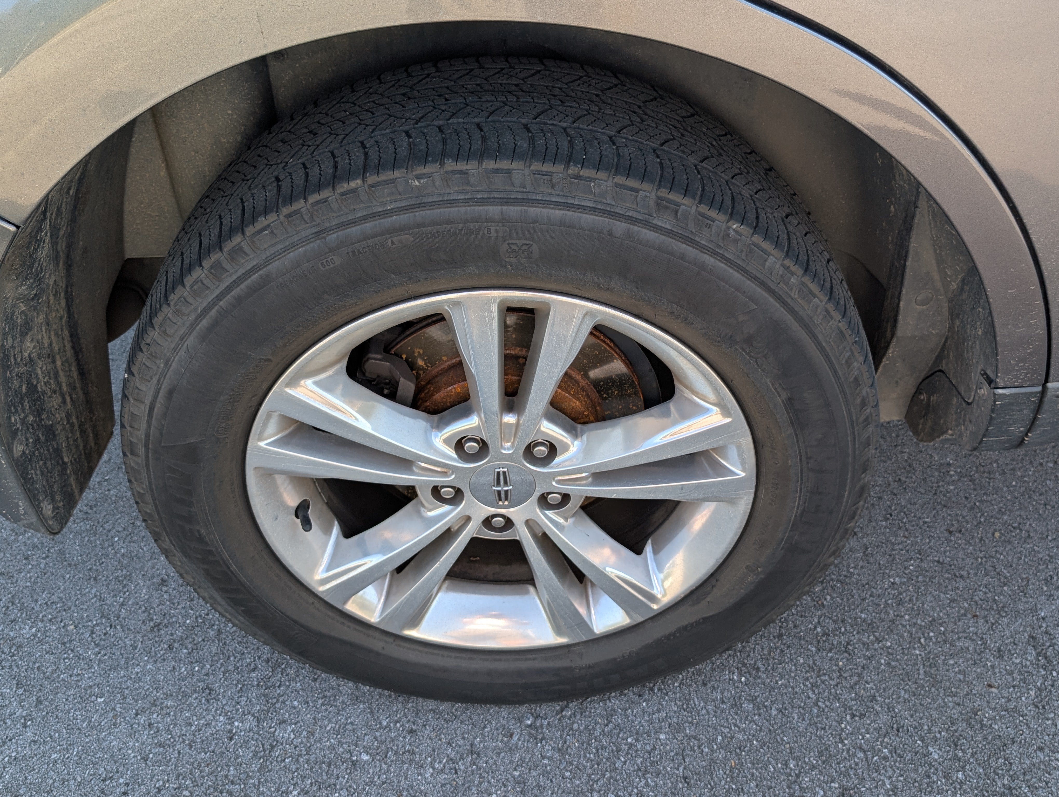 Used 2010 Lincoln MKX 2WD image 10