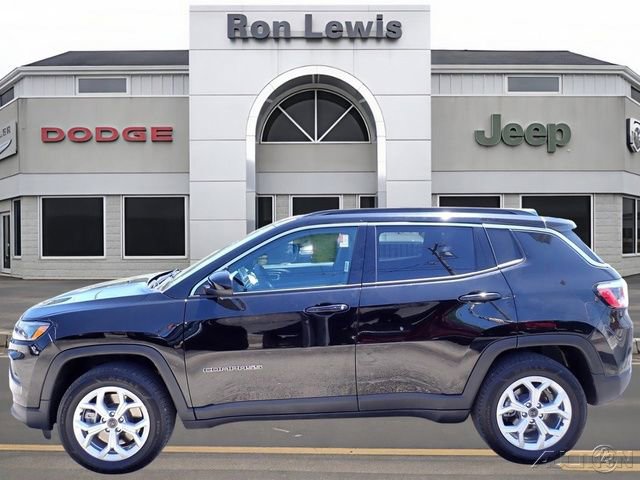 Used 2025 Jeep Compass Latitude