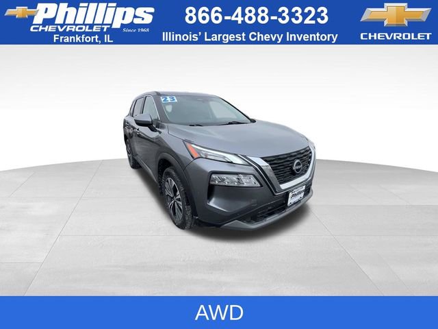 Used 2023 Nissan Rogue SV image 2