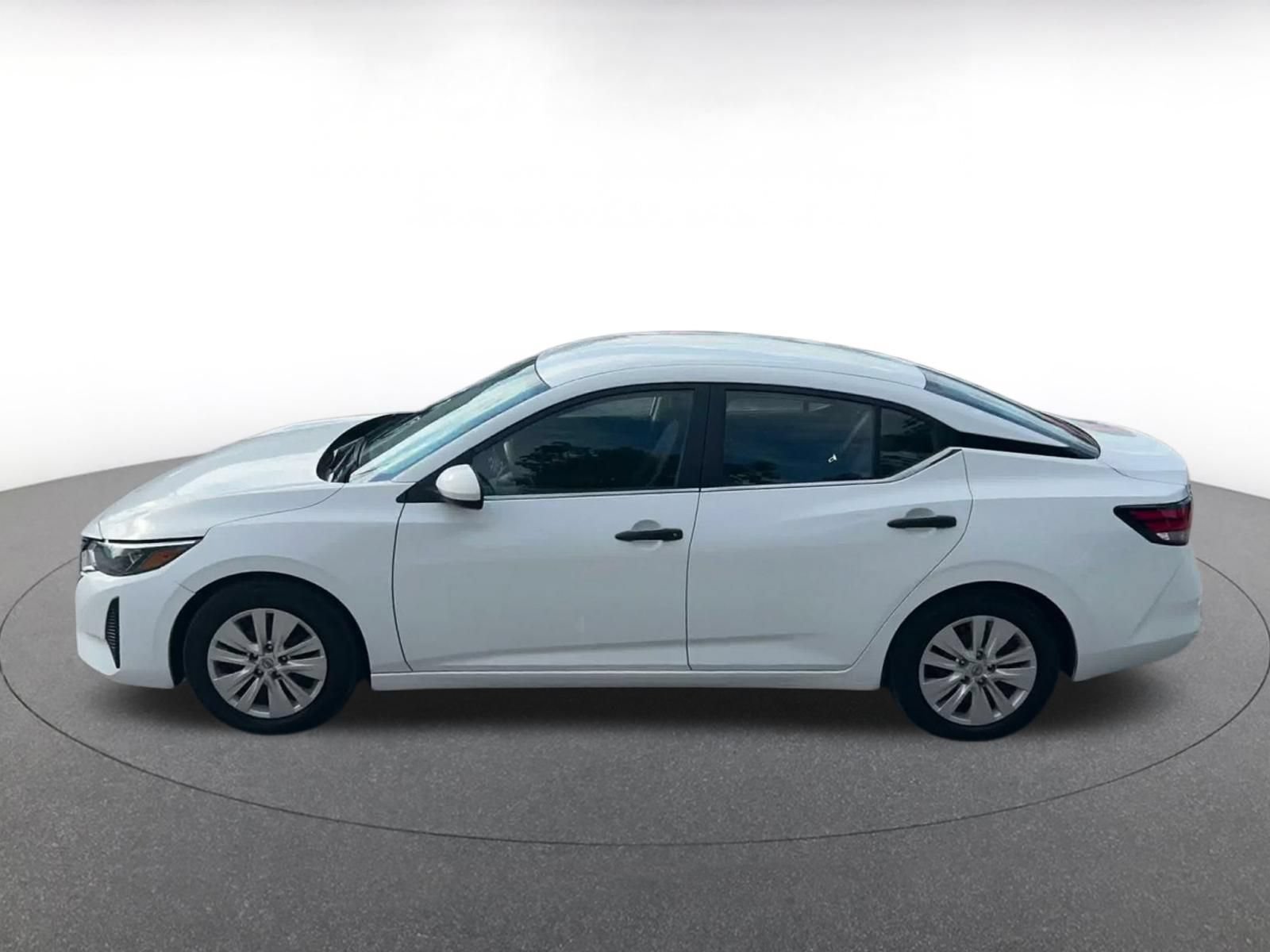 Used 2025 Nissan Sentra S FWD image 7