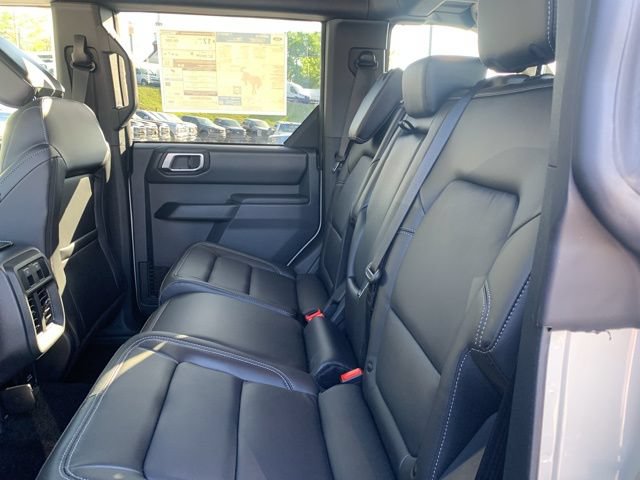 New 2026 Ford Bronco Outer Banks w/ Sasquatch Package AWD/4WD image 20