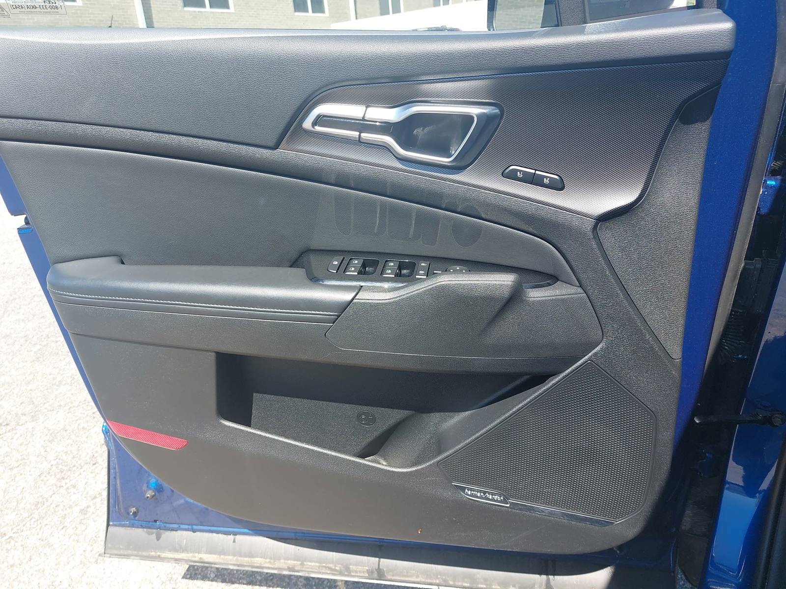 Used 2023 Kia Sportage SX FWD image 29