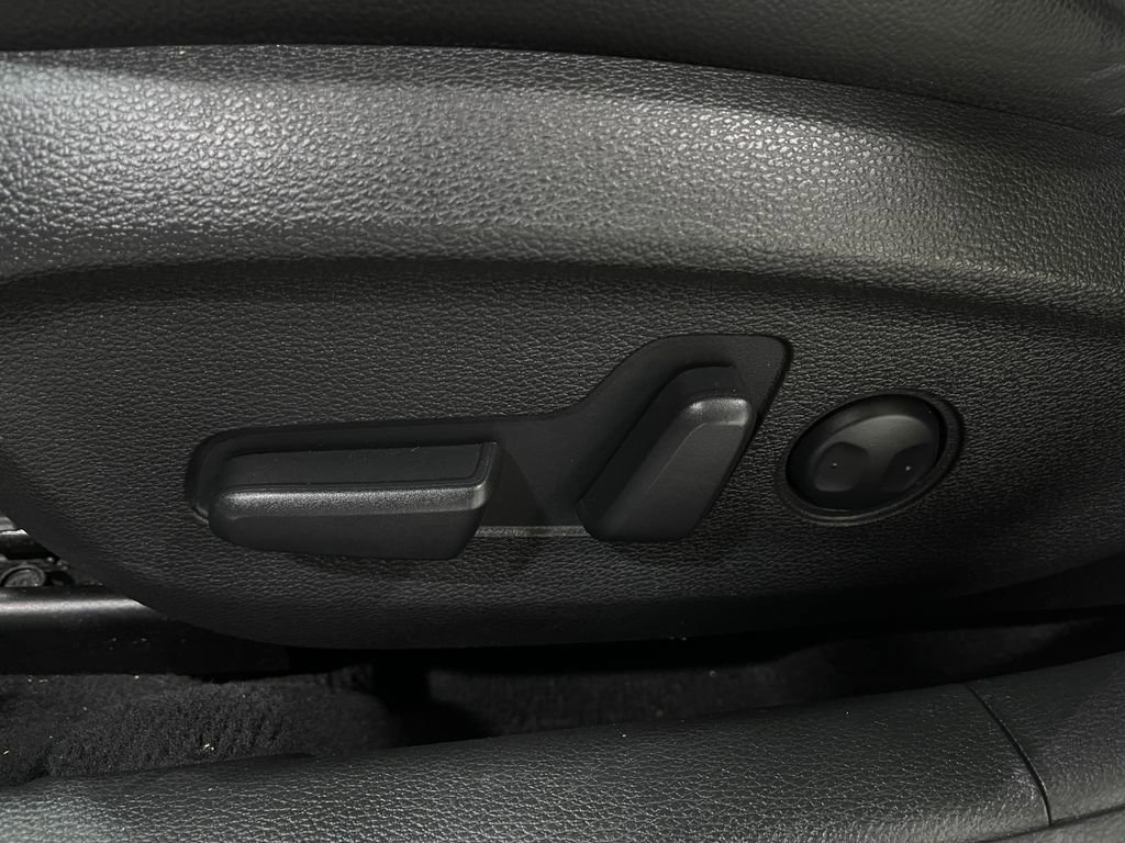 Used 2018 Hyundai Sonata Sport image 16