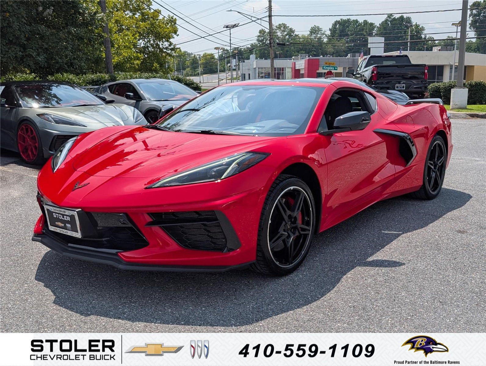 Used 2023 Chevrolet Corvette Stingray Premium Cpe w/ Z51 Performance Package RWD image 1