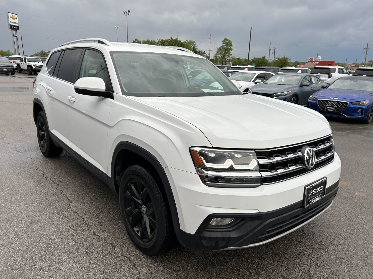 Used 2018 Volkswagen Atlas SE FWD image 2