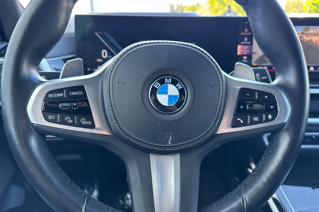 Used 2024 BMW X7 xDrive40i w/ M Sport Package AWD/4WD image 27